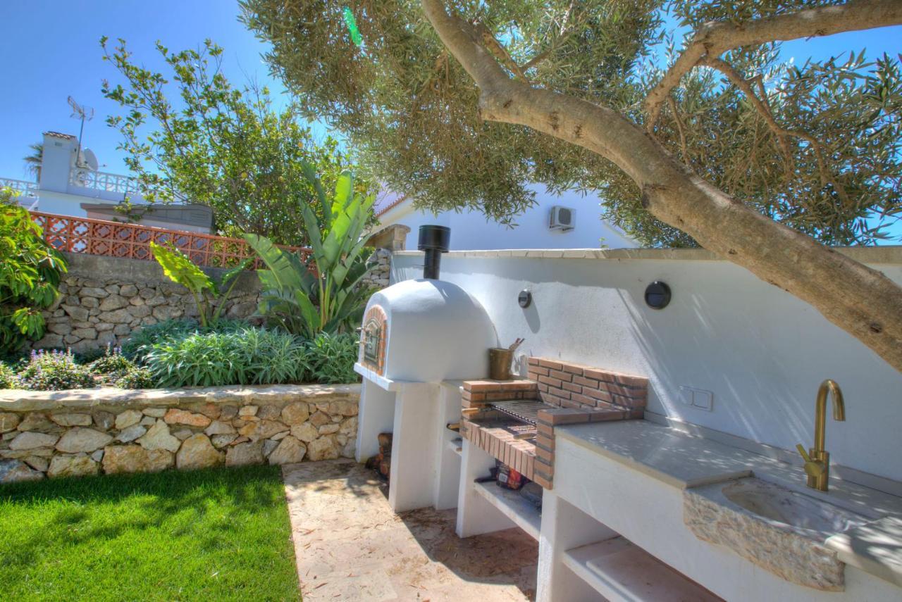 Villa Mas Tranquila - A Stylish Villa With Pool 150 M From The Beach Conil De La Frontera Buitenkant foto