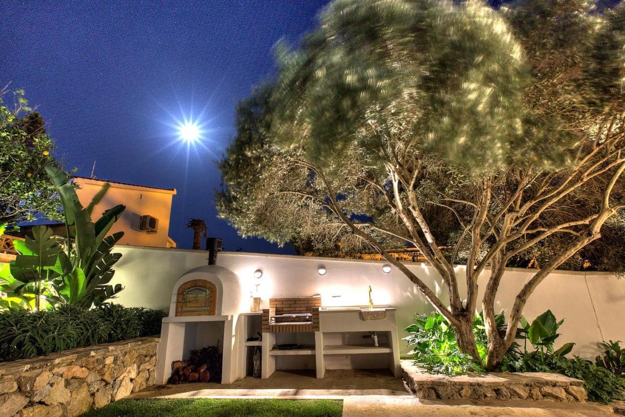 Villa Mas Tranquila - A Stylish Villa With Pool 150 M From The Beach Conil De La Frontera Buitenkant foto