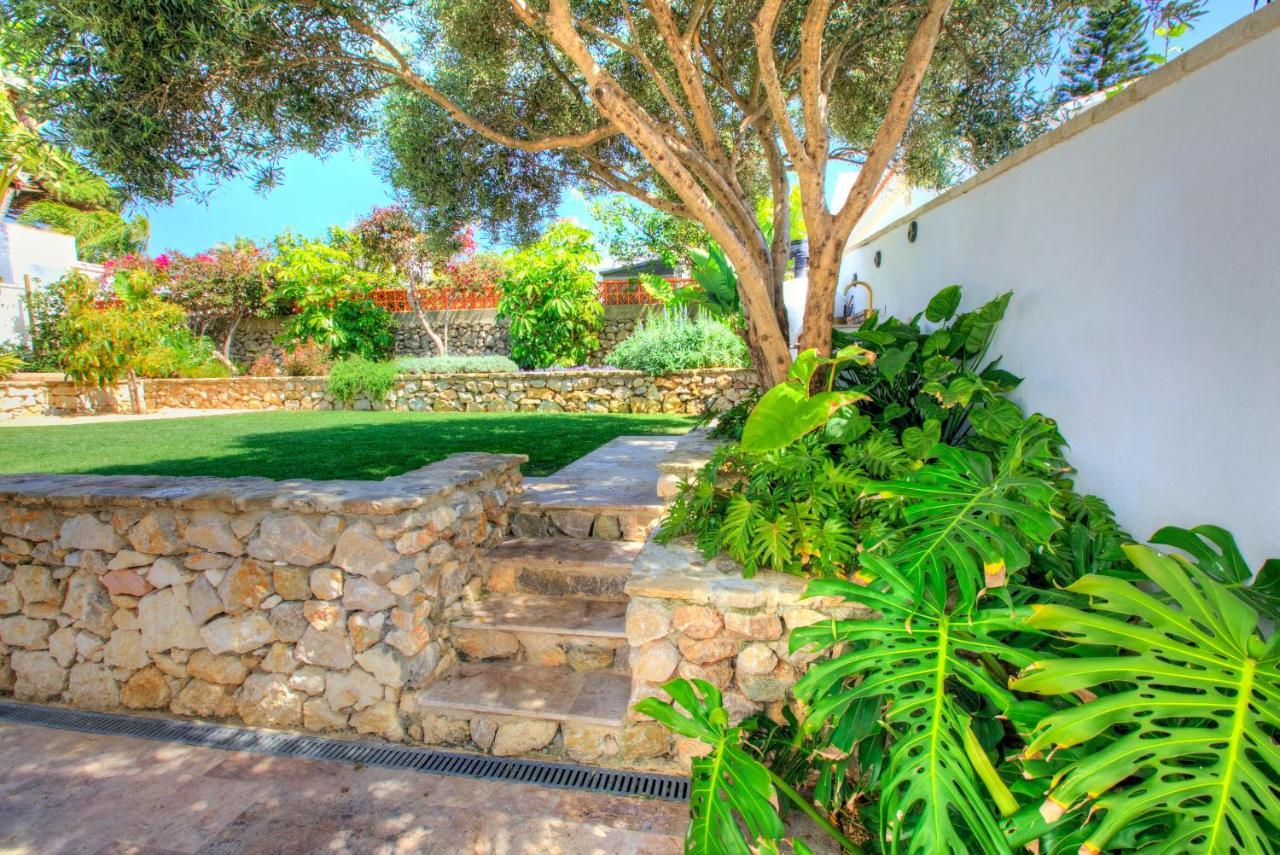 Villa Mas Tranquila - A Stylish Villa With Pool 150 M From The Beach Conil De La Frontera Buitenkant foto
